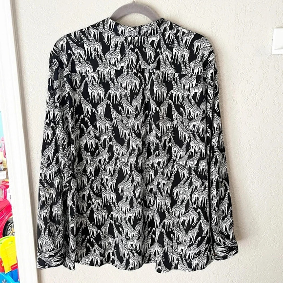Charter Club Top Women's XL Black & White Giraffe Print Button Down Safari - Picture 7 of 8